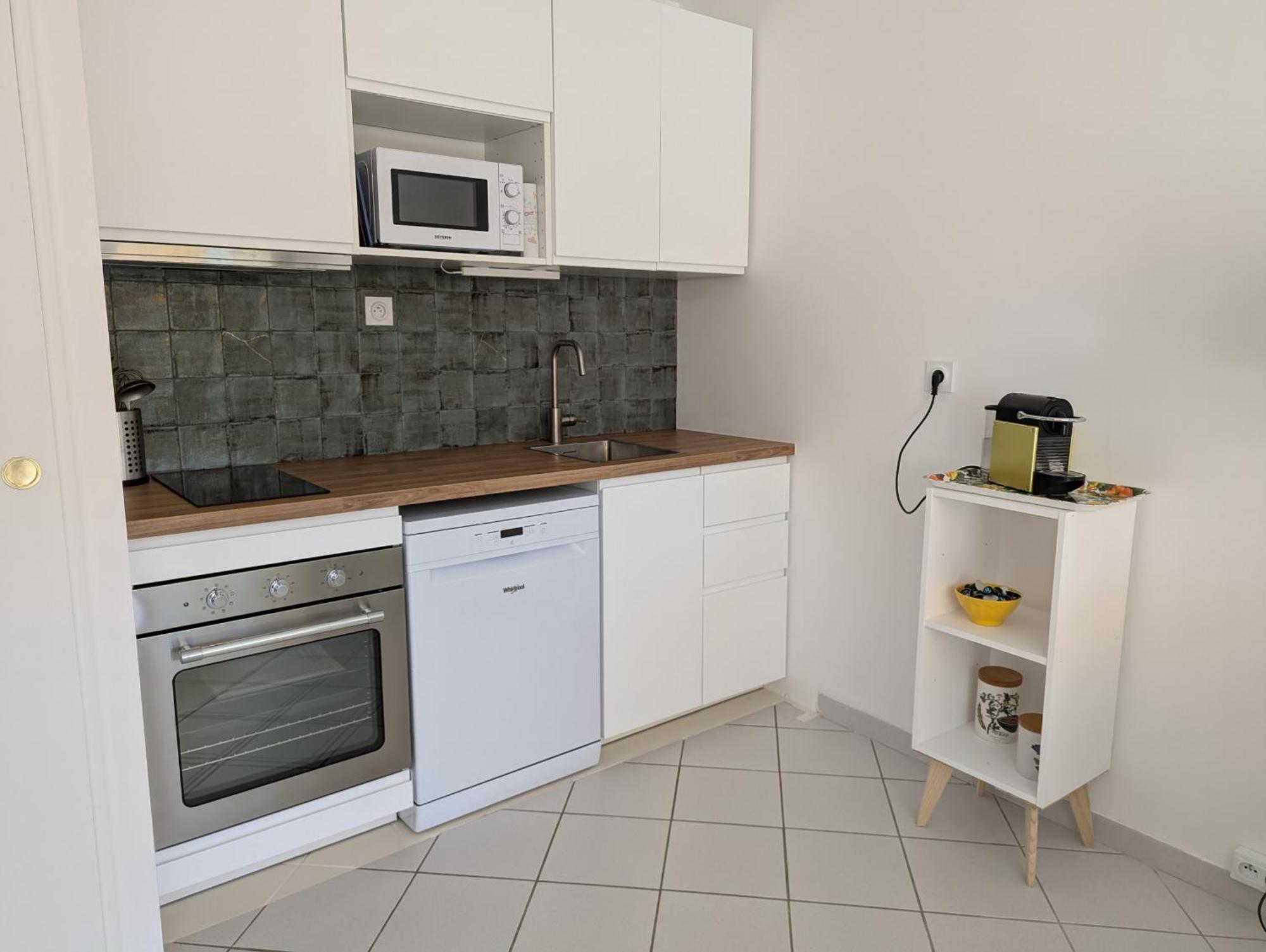 Apartment Anny Climatise Vue Avec Piscine *