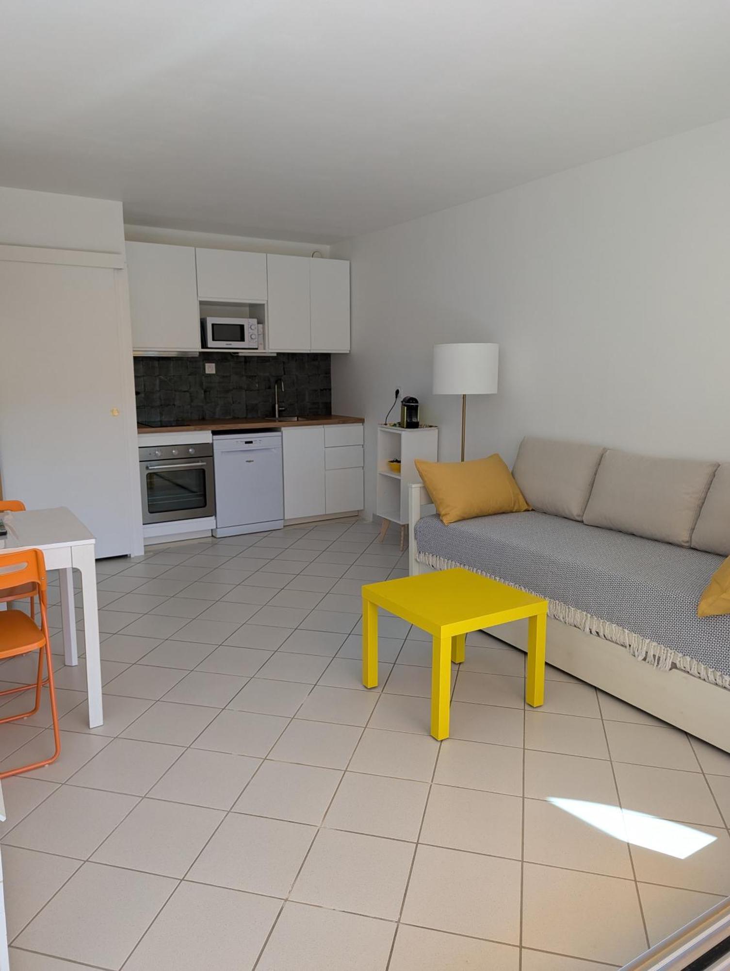 Anny Climatise Vue Avec Piscine Apartment